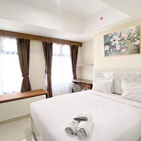 Homey And Cozy Stay Studio Room Pollux Chadstone Apartment By Travelio Cikarang Bagian luar foto